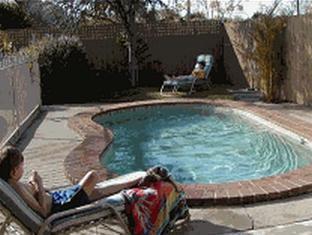 Country Motor Motel 3*
